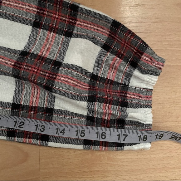 NWOT Plaid Tiered Long Sleeve Dress - Picture 6 of 8